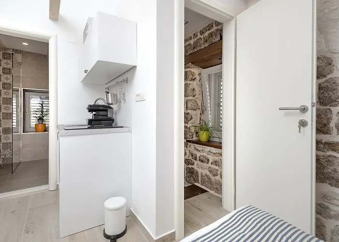 Successus Old Town House