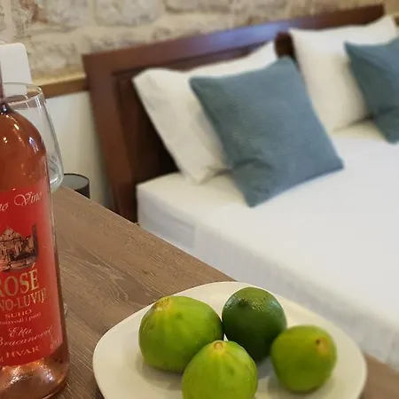 Successus Old Town House Апартаменти