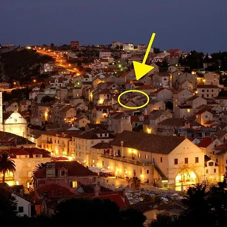 Successus Old Town House Апартаменти *