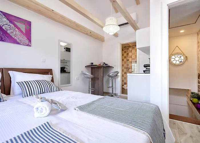 Апартаменти Successus Old Town House