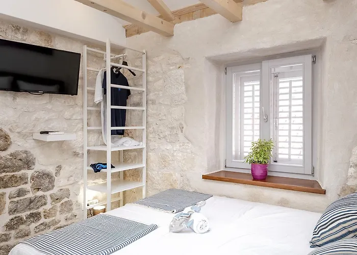 Successus Old Town House *